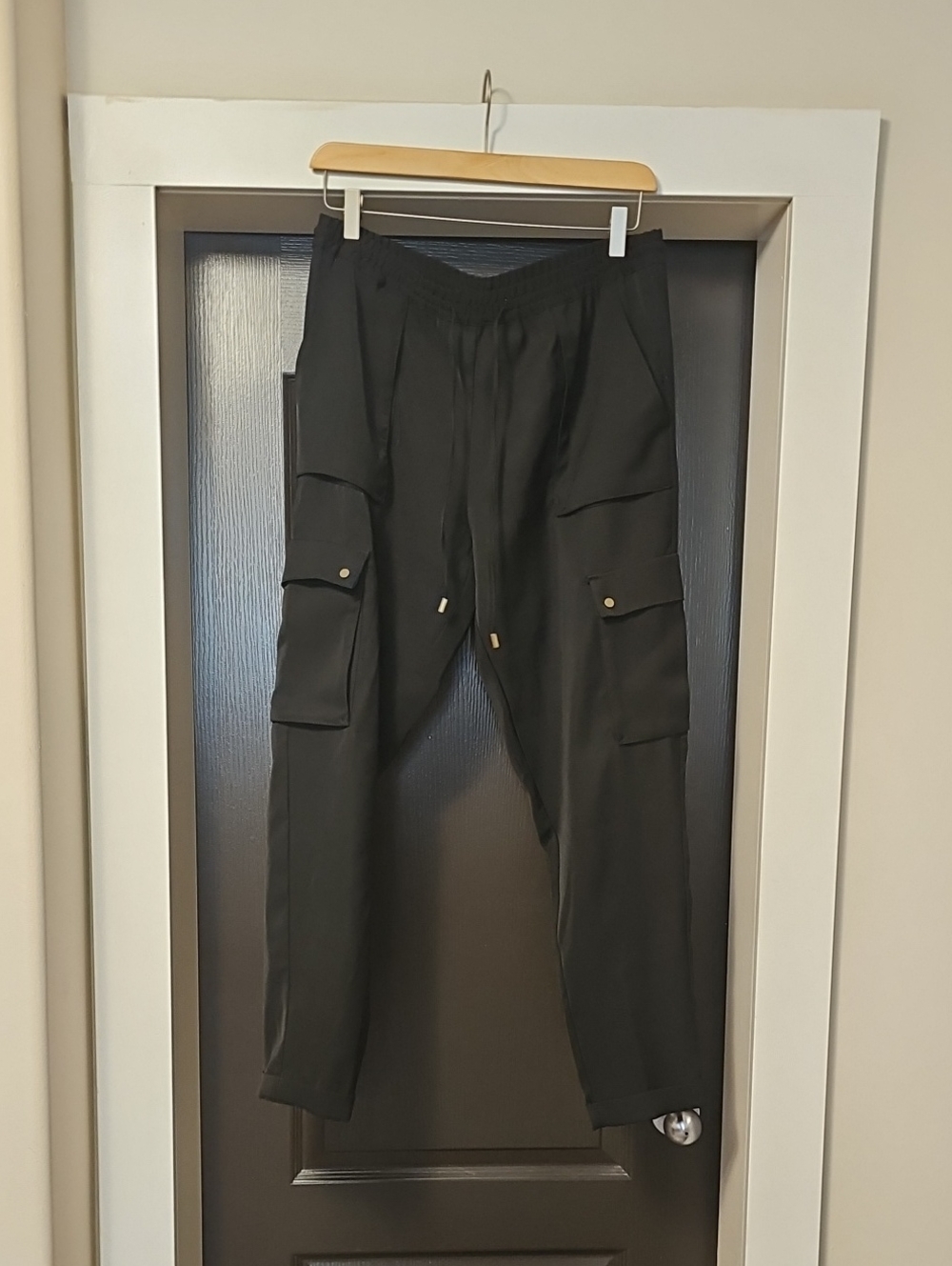 H&M Black Cargo Pants with Utility Pockets